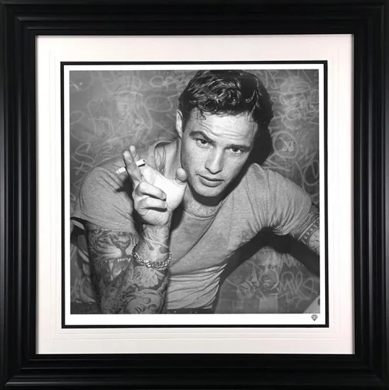Smoking Gun - Brando (Black & White) Smoking Gun - Brando (Black & White)