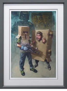 Solo In Cardboardite - Grey Framed