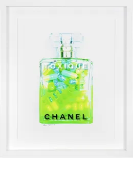 Toxique Chanel - Green - Deluxe - White Framed