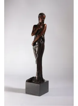 Timeless Beauty - Bronze