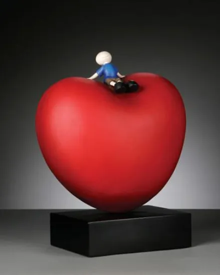 Sitting On Love - Sculpture Sitting On Love - Sculpture